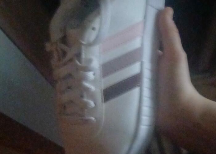 Grajewo ogłoszenia: Sprzedam buty adidas wogole nie chodzone rozmiar 39